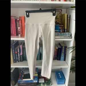 Alo High Waisted Air Lift Capri (S)